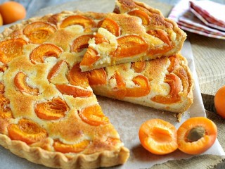 Slagalica «Apricot tart»