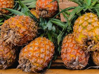 Jigsaw Puzzle «Pineapples»