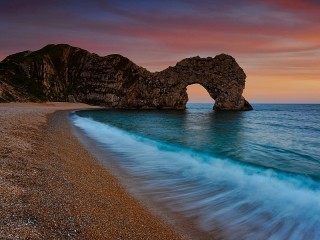 Puzzle «Arch on the shore»