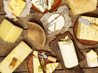 Rompecabezas «Assortment of cheeses»