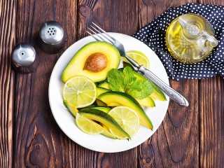 Slagalica «Avocado and lemon»