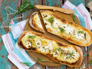 Slagalica «Baguettes with cheese»