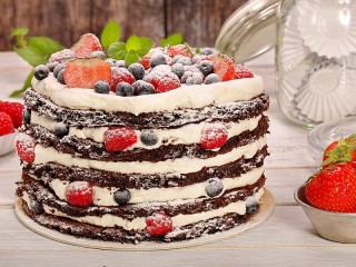 Пазл «Торт с ягодами»