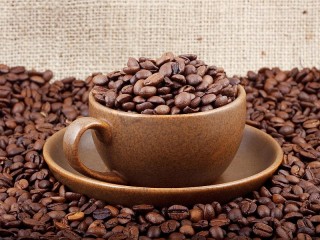 Jigsaw Puzzle «A Cup of beans»