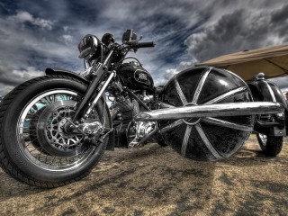 Slagalica «Black motorcycle»