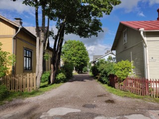 Slagalica «Village street»