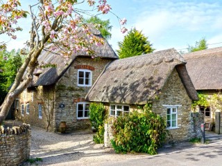 Jigsaw Puzzle «Village in Gloucestershire»
