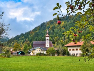 Jigsaw Puzzle «Village in the mountains»