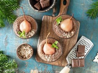 Jigsaw Puzzle «Dessert with pear»