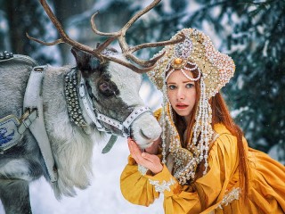 Zagadka «Girl and deer»