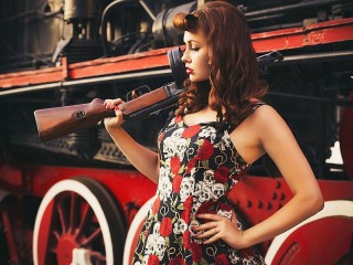 Слагалица «Girl with a gun»