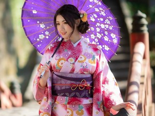 Rompecabezas «Girl in kimono»