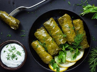 Rompicapo «Dolma and sauce»