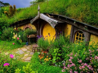 Jigsaw Puzzle «Hobbit house»