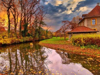 Jigsaw Puzzle «house by the river»