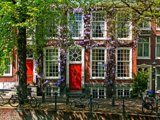 Jigsaw Puzzle «House in Utrecht»