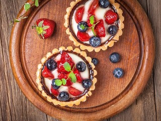 Jigsaw Puzzle «Two tarts»