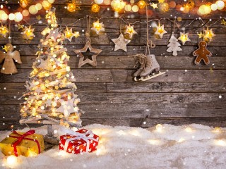 Jigsaw Puzzle «Fir and garland»