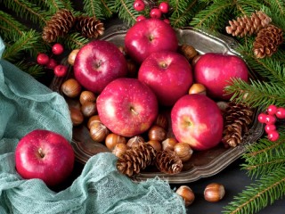 Puzzle «Spruce and apples»
