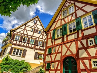 Puzzle «Half-timbered houses»