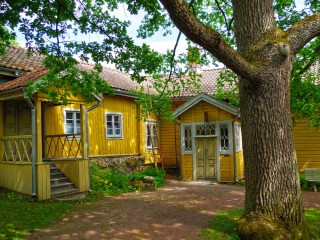 Пазл «Finnish courtyard»