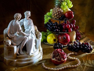 Jigsaw Puzzle «The fruit and figure»