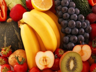 Jigsaw Puzzle «Fruits and berries»