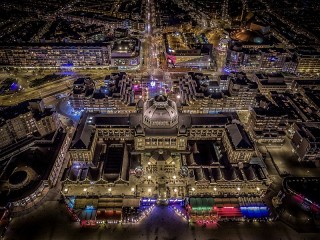 Bulmaca «The Hague by night»