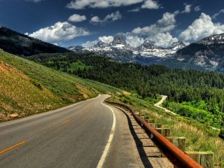 Jigsaw Puzzle «Mountain road»