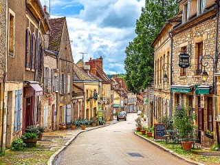 Jigsaw Puzzle «Town in Burgundy»
