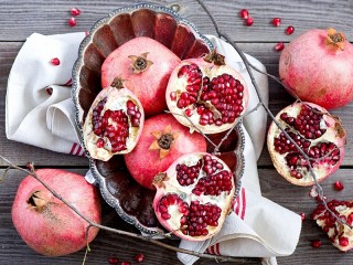 Пазл «Pomegranate still life»