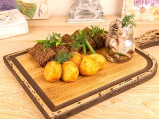 Слагалица «Bread with potatoes and fish»