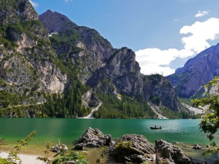 Пазл «Озеро в горах»