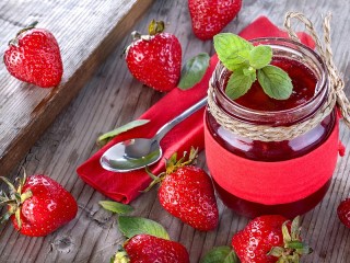 Пазл «Strawberry jam»