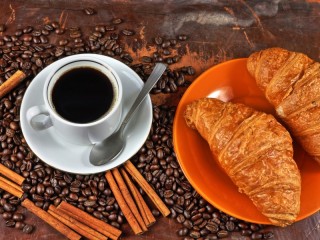 Rompecabezas «Coffee with croissants»