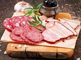 Jigsaw Puzzle «Sausage and ham»