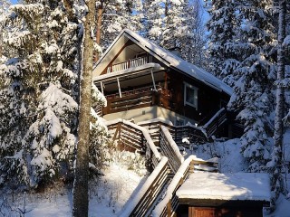 Jigsaw Puzzle «Cottage in winter»