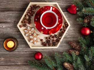 Jigsaw Puzzle «Red cup»