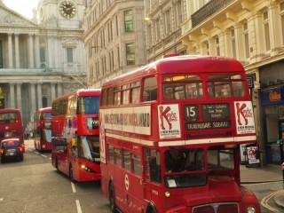 Jigsaw Puzzle «Red buses»