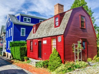 Jigsaw Puzzle «red house»