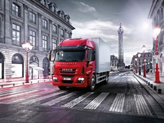 Пазл «Красный грузовик»