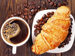 Rompecabezas «Croissant and coffee»