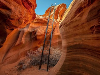 Jigsaw Puzzle «The staircase in the canyon»
