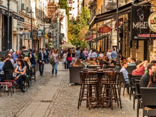 Jigsaw Puzzle «Summer cafes in Bucharest»
