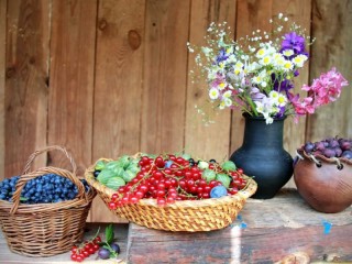 Jigsaw Puzzle «Summer berries»