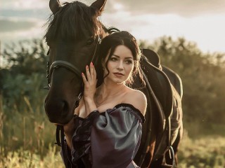 Jigsaw Puzzle «Horse and girl»