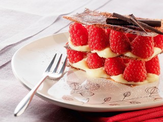 Пазл «Малиновый десерт»