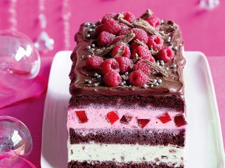 Пазл «Raspberry cake»