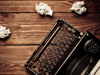 Jigsaw Puzzle «Typewriter and drafts»