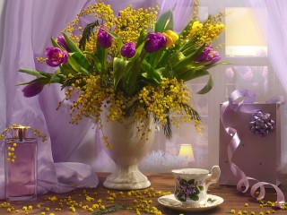 Jigsaw Puzzle «Mimosa and tulips»